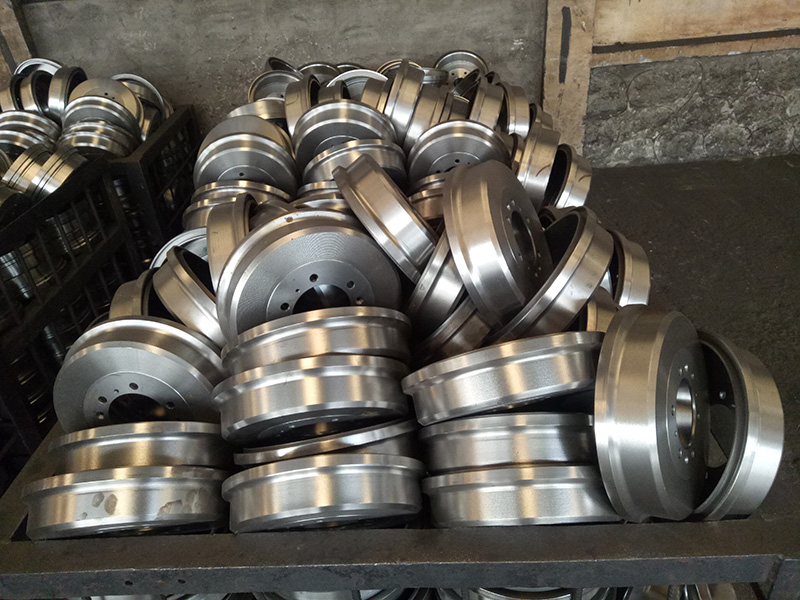 Sand-casting-cast-iron-brake-drum